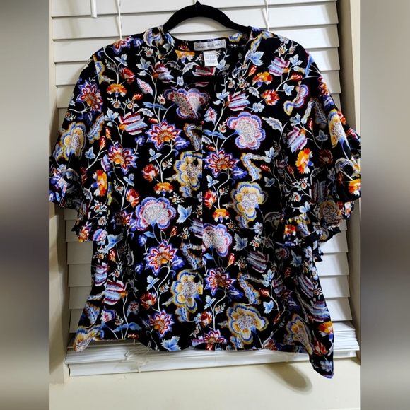 Tops - Floral‎ Black Blouse Maggie & Max